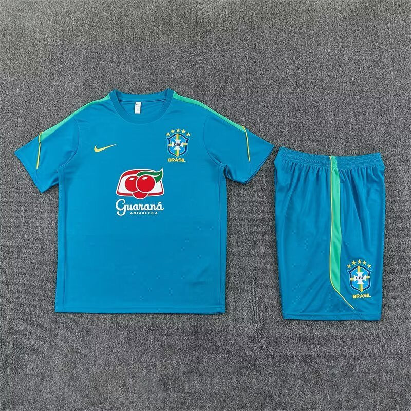 Brazil 26/27 Training Kit