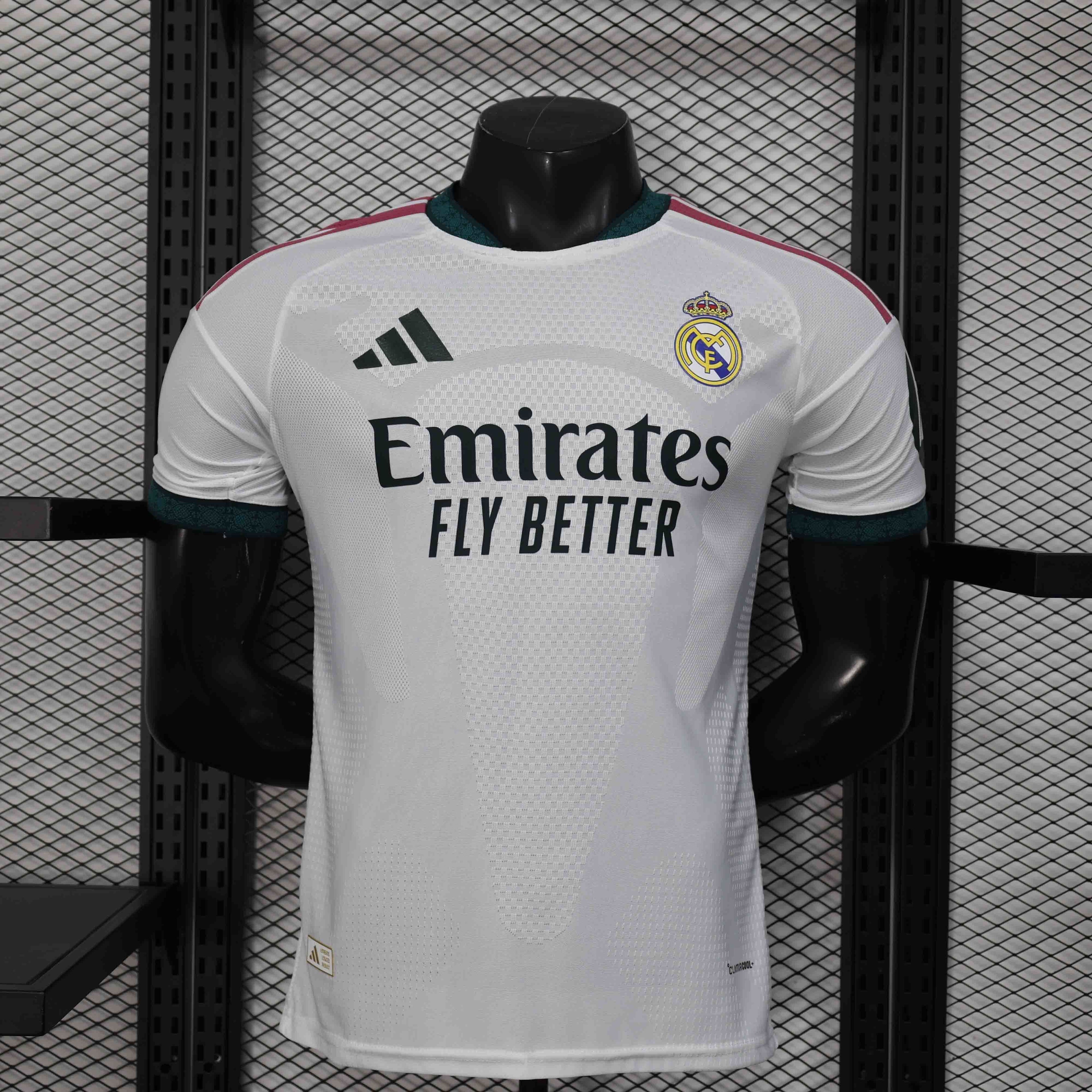 Real Madrid 26/27 Home Kit - Player Version