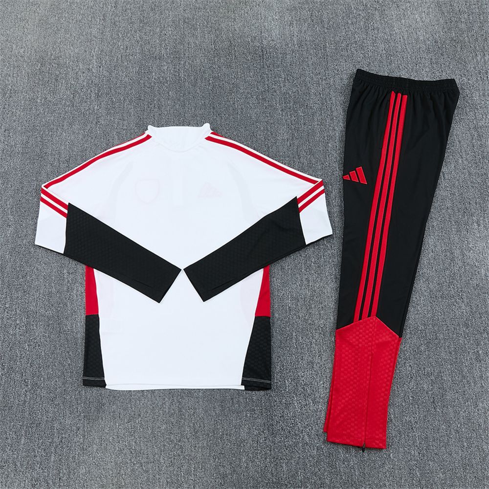 Arsenal 26/27 Training Kit - Long Sleeve