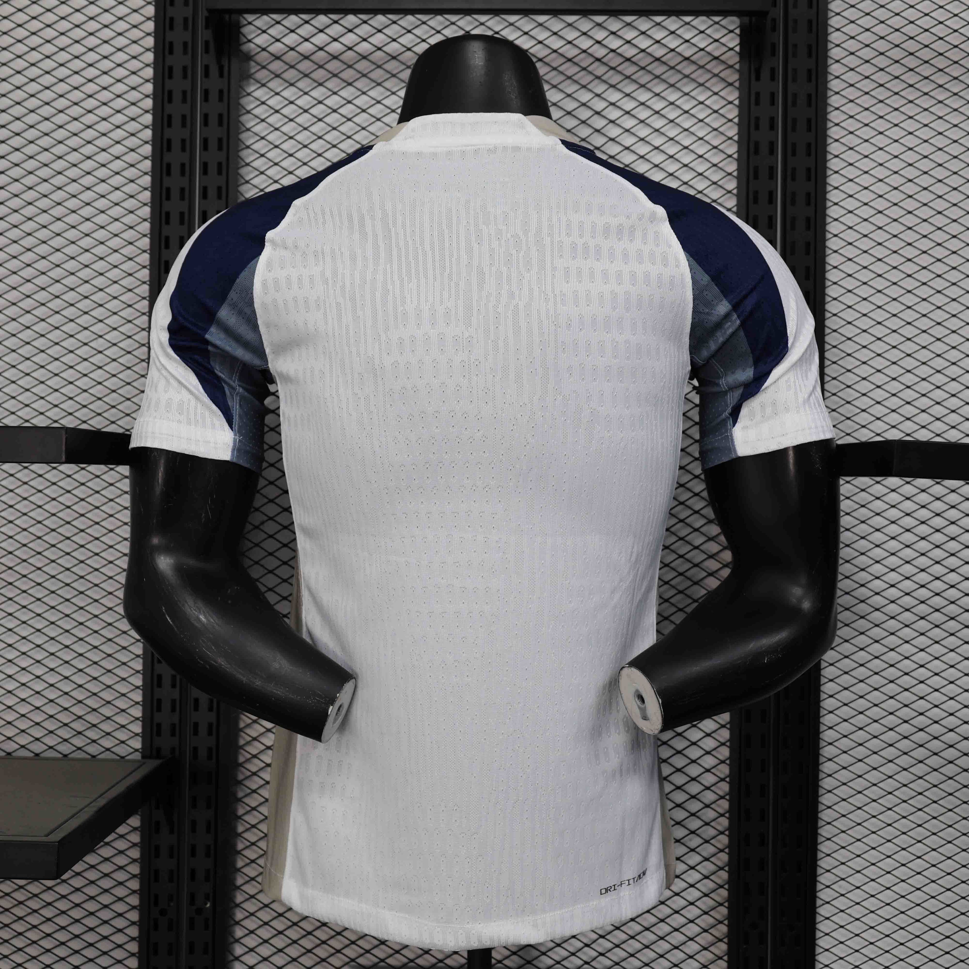 Tottenham Hotspur 25/26 Home Kit - Player Version