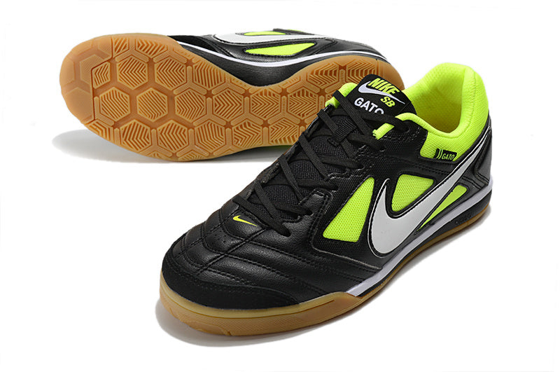Nike Gato