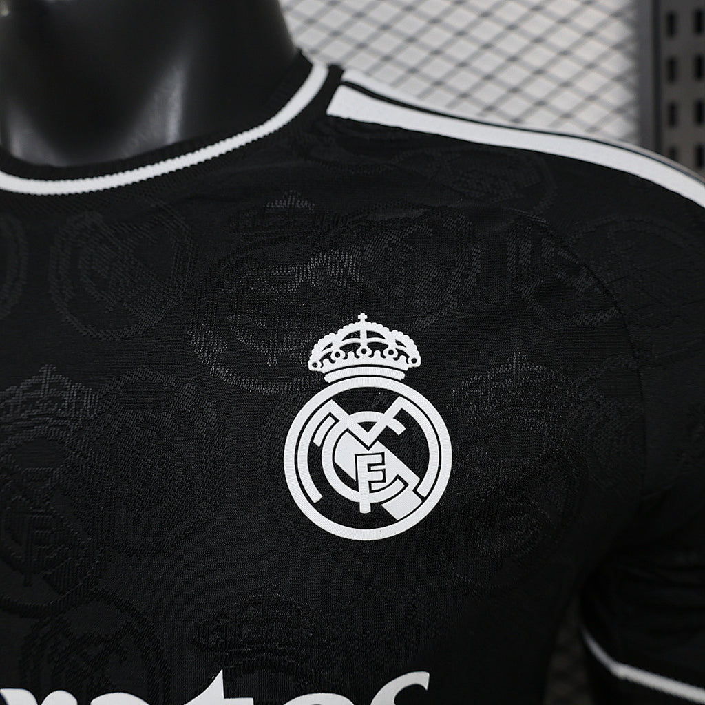 Real Madrid 26/27 Black Special Edition Kit - Player Version