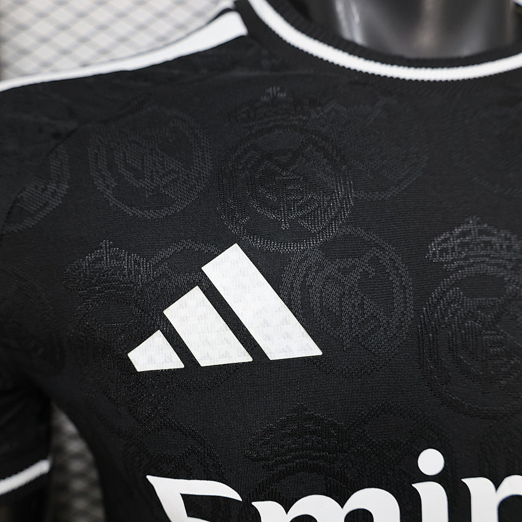 Real Madrid 26/27 Black Special Edition Kit - Player Version