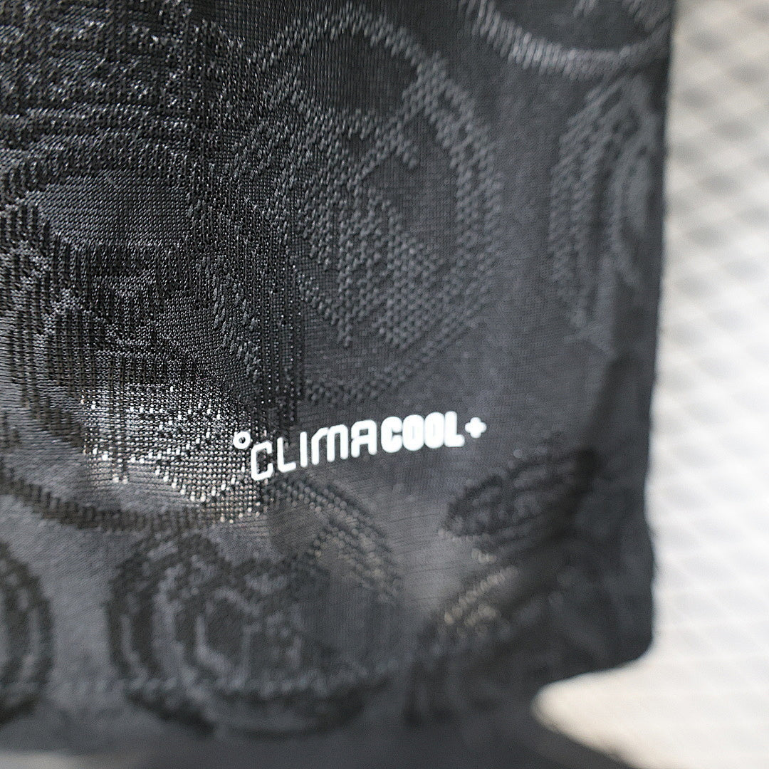 Real Madrid 26/27 Black Special Edition Kit - Player Version